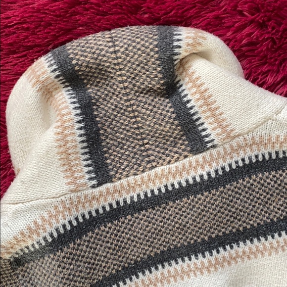 Old Navy grey and cream cardigan - Picture 15 of 16